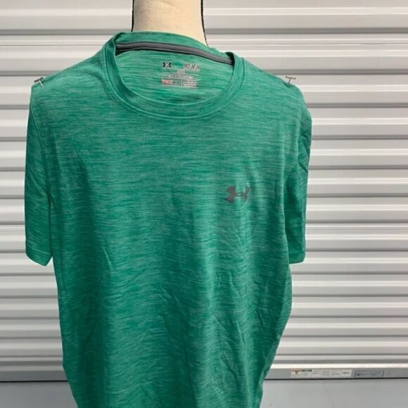 Under Armour Tee - Picture 1 of 5